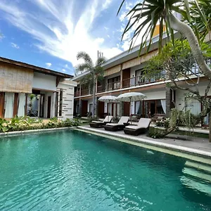 Balcony Living Aparthotel