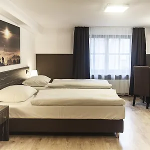 Pergamin Aparthotel Krakau